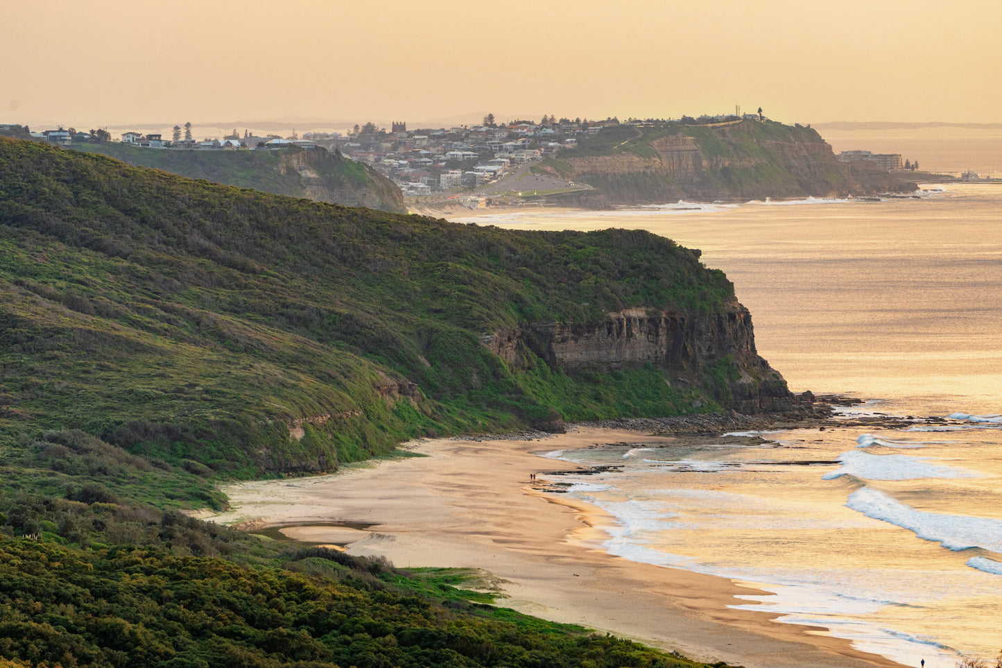 0086 Beyond The Headland